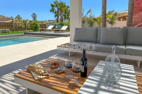 Huvila myytävänä Cuevas del Almanzora, Almeria, Espanja, 3 makuuhuonetta, 136 m2 No. 59554 - kuva 10