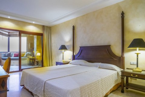 Dzīvoklis pārdošanā Malaga, Spānijā 1 istaba, 135 m2 Nr. 106833 - attēls 10