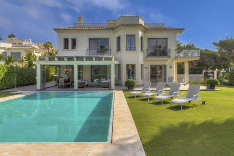 Willa Marbella, Malaga, Hiszpania 5 sypialni, 551 mkw. nr 107936 – zdjęcie 8
