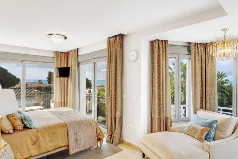 Willa Marbella, Malaga, Hiszpania 5 sypialni, 551 mkw. nr 107936 – zdjęcie 12