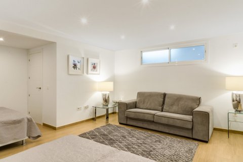 Willa Marbella, Malaga, Hiszpania 5 sypialni, 551 mkw. nr 107936 – zdjęcie 25