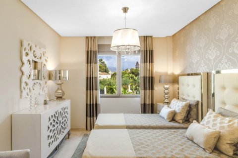 Willa Marbella, Malaga, Hiszpania 5 sypialni, 551 mkw. nr 107936 – zdjęcie 18