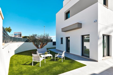 Villa à vendre San Miguel de Salinas, Alicante, Espagne, 3 chambres, 126 m2 No. 96616 - photo 30