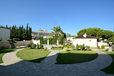 Villa in vendita Alicante, Spagna 9 camere da letto, 511 mq. N° 115544 - foto 20