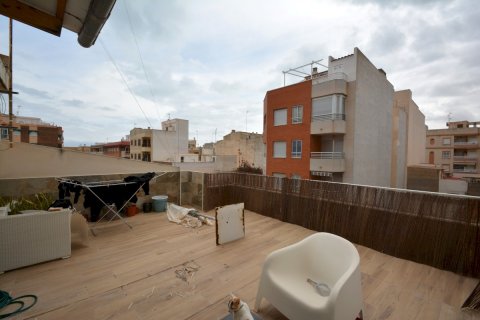 Huoneisto myytävänä Guardamar del Segura, Alicante, Espanja, 2 makuuhuonetta, 81 m2 No. 115545 - kuva 9
