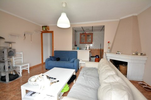 Huoneisto myytävänä Guardamar del Segura, Alicante, Espanja, 2 makuuhuonetta, 81 m2 No. 115545 - kuva 4