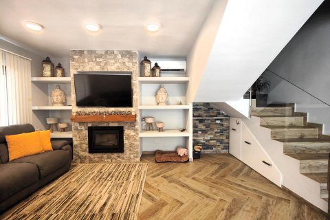Villa for sale Alicante, Spain 5 bedrooms, 380 sq.m. No. 115538 - photo 12