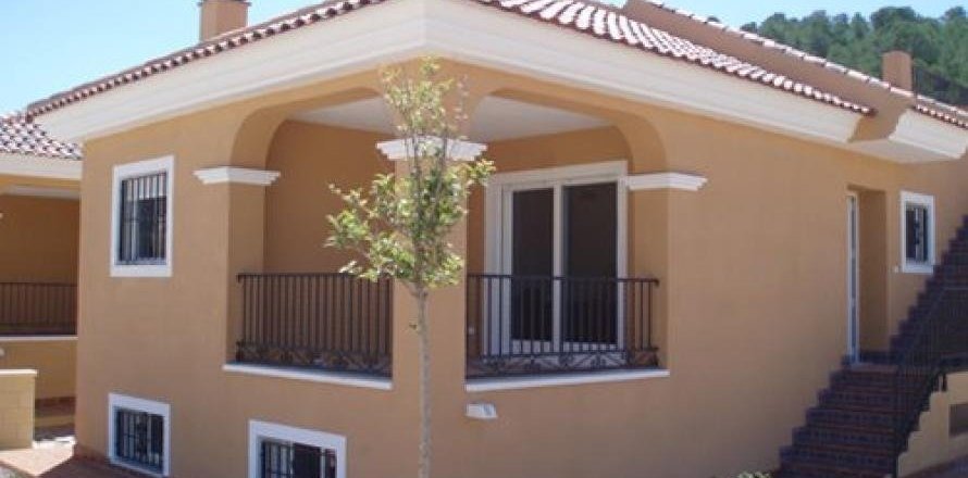 Villa in La Romana, Alicante, Spain 2 bedrooms, 140 sq.m. No. 82896