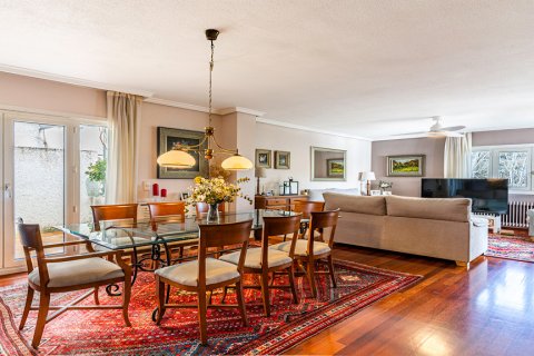 Māja pārdošanā Las Rozas de Madrid, Madrid, Spānijā 5 istabas, 451 m2 Nr. 107776 - attēls 6