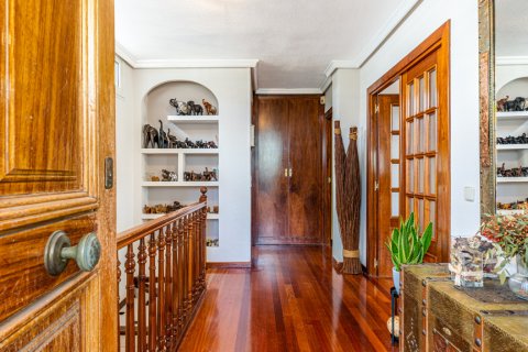 Māja pārdošanā Las Rozas de Madrid, Madrid, Spānijā 5 istabas, 451 m2 Nr. 107776 - attēls 4
