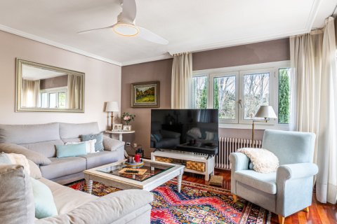 Māja pārdošanā Las Rozas de Madrid, Madrid, Spānijā 5 istabas, 451 m2 Nr. 107776 - attēls 10