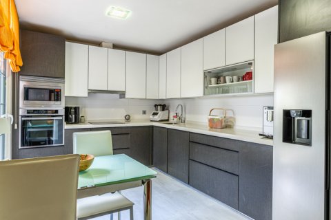 Māja pārdošanā Las Rozas de Madrid, Madrid, Spānijā 5 istabas, 451 m2 Nr. 107776 - attēls 11