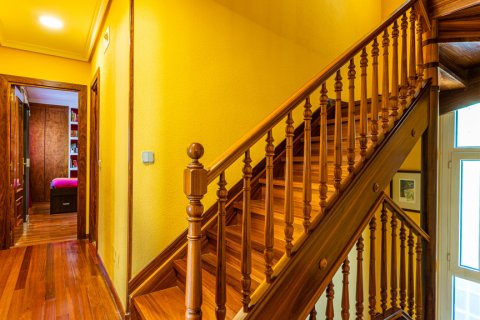 Māja pārdošanā Las Rozas de Madrid, Madrid, Spānijā 5 istabas, 451 m2 Nr. 107776 - attēls 22