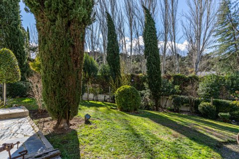Māja pārdošanā Las Rozas de Madrid, Madrid, Spānijā 5 istabas, 451 m2 Nr. 107776 - attēls 2