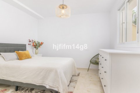 Huoneisto myytävänä Marbella, Malaga, Espanja, 2 makuuhuonetta, 91 m2 No. 117674 - kuva 12