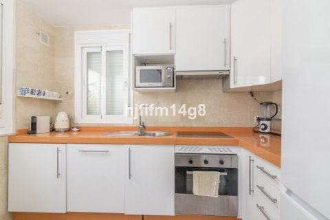 Huoneisto myytävänä Marbella, Malaga, Espanja, 2 makuuhuonetta, 91 m2 No. 117674 - kuva 9