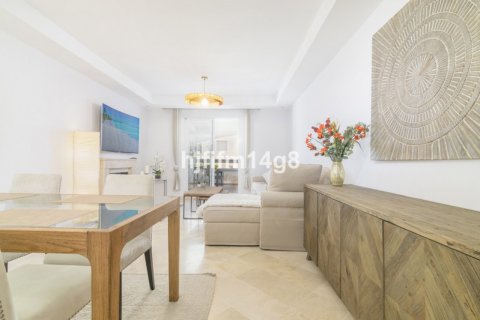 Huoneisto myytävänä Marbella, Malaga, Espanja, 2 makuuhuonetta, 91 m2 No. 117674 - kuva 7
