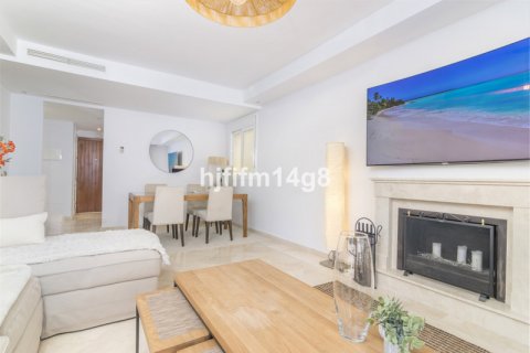 Huoneisto myytävänä Marbella, Malaga, Espanja, 2 makuuhuonetta, 91 m2 No. 117674 - kuva 6