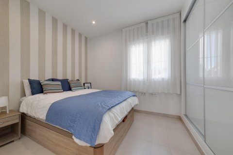 Bungalow for sale Torrevieja, Alicante, Spain 2 bedrooms, 76 sq.m. No. 113187 - photo 21