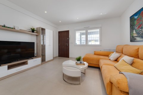 Bungalow for sale Torrevieja, Alicante, Spain 2 bedrooms, 76 sq.m. No. 113187 - photo 6