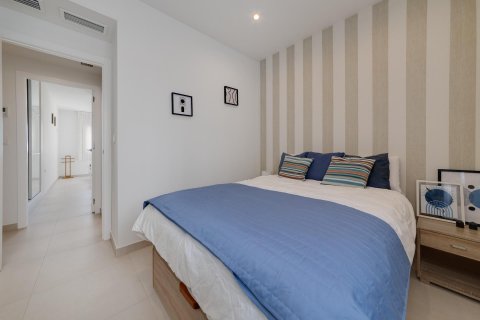 Bungalow for sale Torrevieja, Alicante, Spain 2 bedrooms, 76 sq.m. No. 113187 - photo 23
