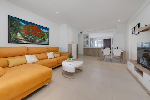 Bungalow for sale Torrevieja, Alicante, Spain 2 bedrooms, 76 sq.m. No. 113187 - photo 7