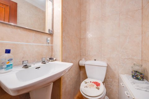 Appartamento in vendita Torrevieja, Alicante, Spagna 3 camere da letto, 91 mq. N° 113183 - foto 9