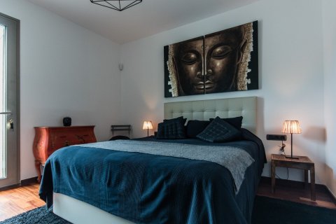 House for sale Arenys de Mar, Barcelona, Spain 5 bedrooms, 360 sq.m. No. 22978 - photo 21