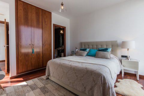 House for sale Arenys de Mar, Barcelona, Spain 5 bedrooms, 360 sq.m. No. 22978 - photo 7