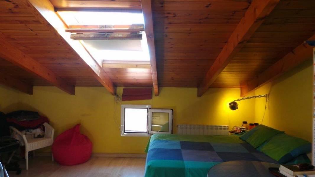 Hus i Badalona, Barcelona, Spanien 3 sovrum, 314 kvm. Nr. 22943