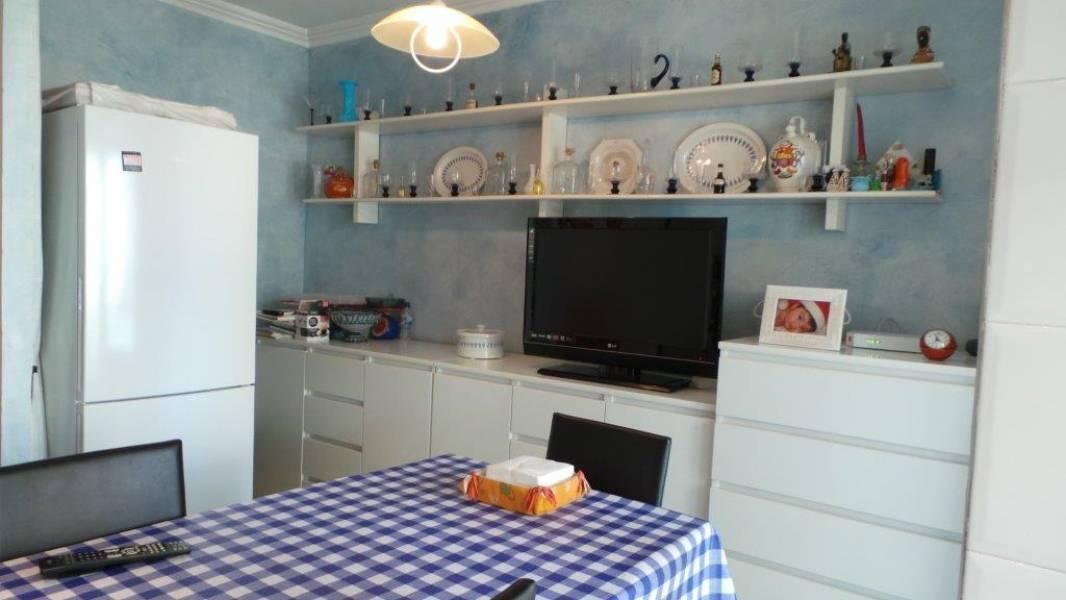 Hus i Badalona, Barcelona, Spanien 3 sovrum, 314 kvm. Nr. 22943