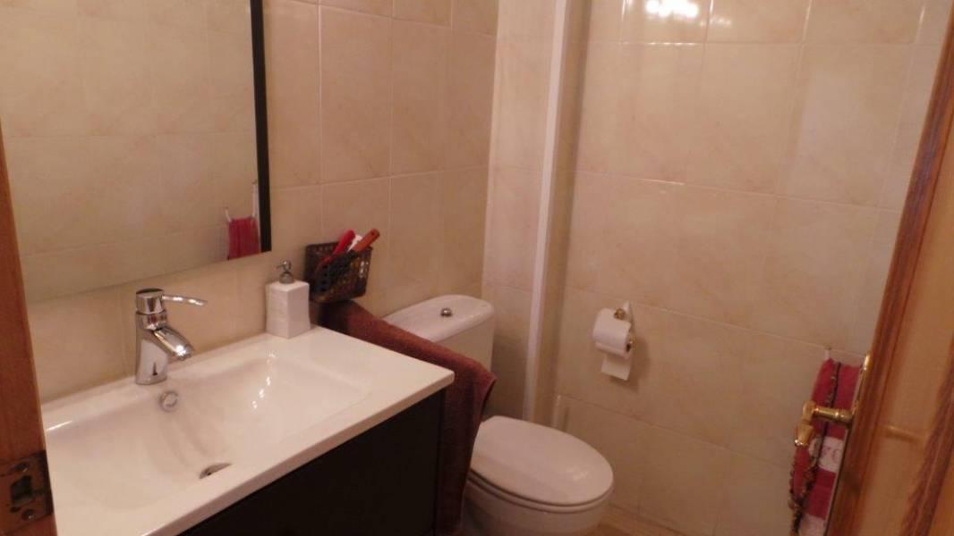 Hus i Badalona, Barcelona, Spanien 3 sovrum, 314 kvm. Nr. 22943