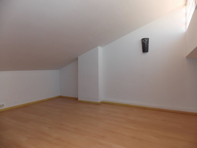 Hus i Badalona, Barcelona, Spanien 3 sovrum, 240 kvm. Nr. 22843