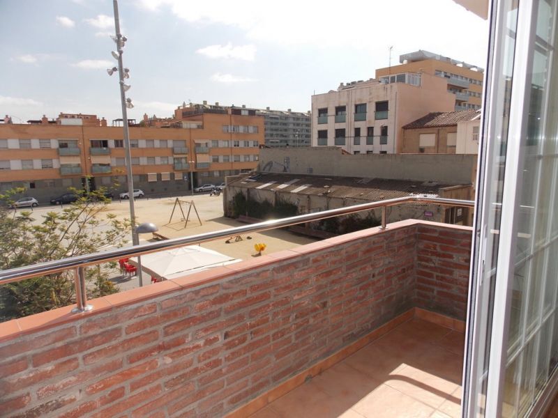 Hus i Badalona, Barcelona, Spanien 3 sovrum, 240 kvm. Nr. 22843