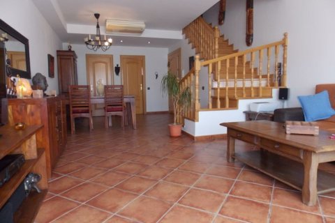 Casa in vendita Badalona, Barcelona, Spagna 3 camere da letto, 240 mq. N° 22843 - foto 4