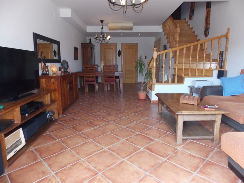 Hus i Badalona, Barcelona, Spanien 3 sovrum, 240 kvm. Nr. 22843