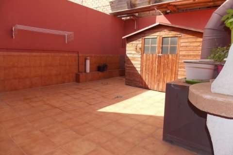 Casa in vendita Badalona, Barcelona, Spagna 3 camere da letto, 240 mq. N° 22843 - foto 11