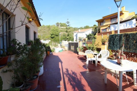 Hus till salu Calafell, Tarragona, Spanien 5 sovrum, 275 kvm. Nr. 21530 - foto 2