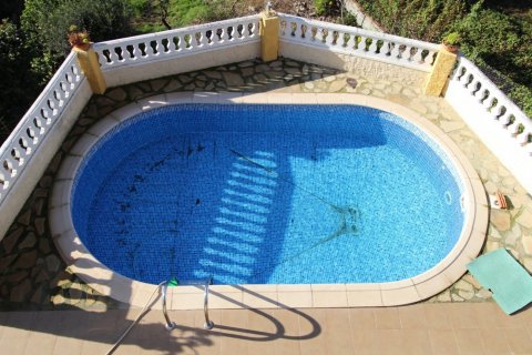 Hus till salu Calafell, Tarragona, Spanien 5 sovrum, 275 kvm. Nr. 21530 - foto 8
