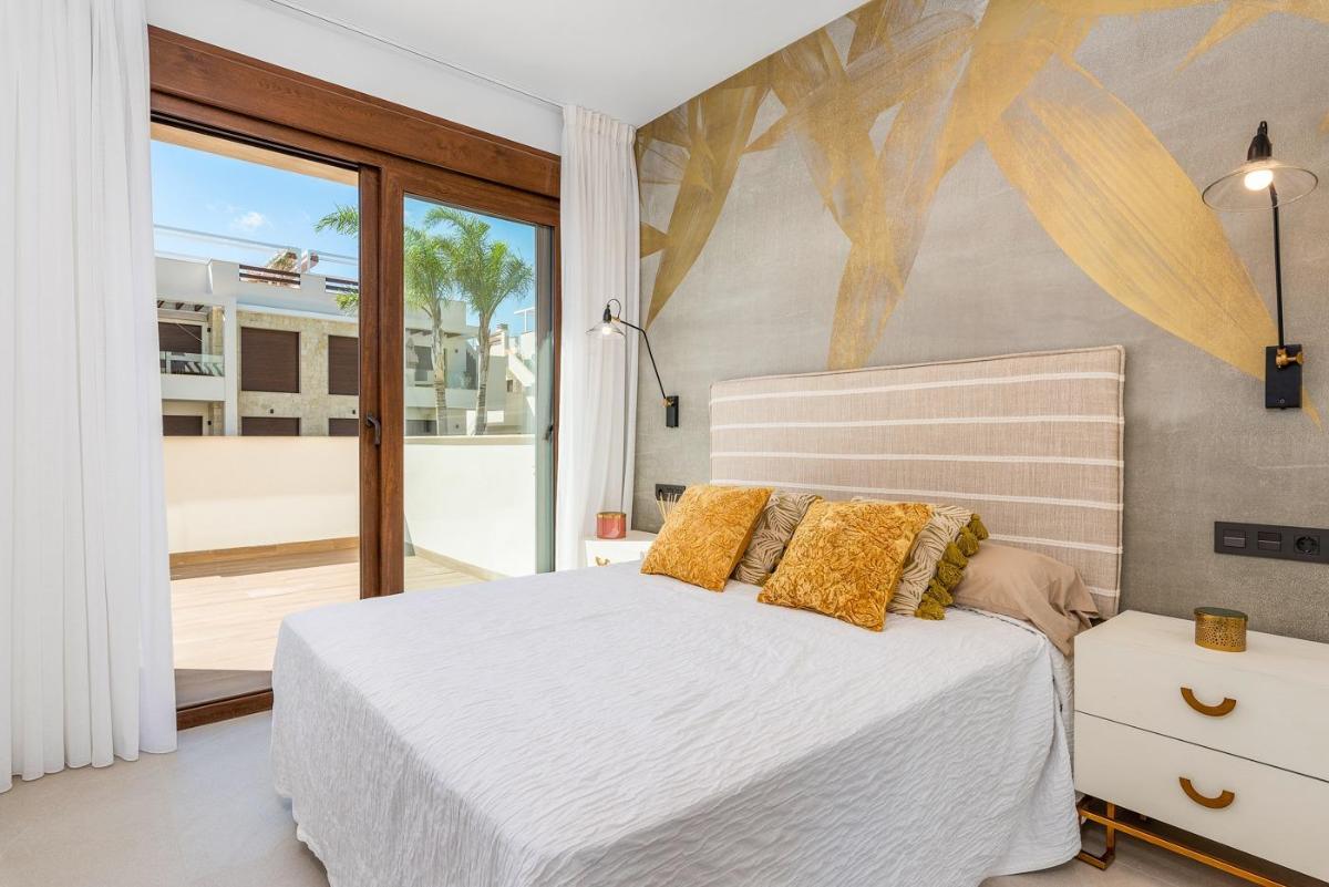 Bungalow à Torrevieja, Alicante, Espagne 2 chambres, 62 m2 No. 112878
