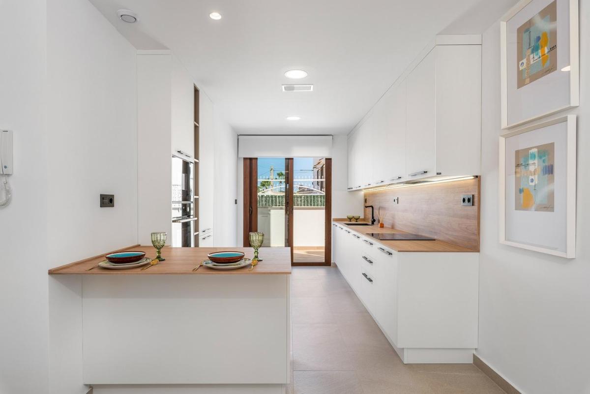 Bungalow à Torrevieja, Alicante, Espagne 2 chambres, 62 m2 No. 112878