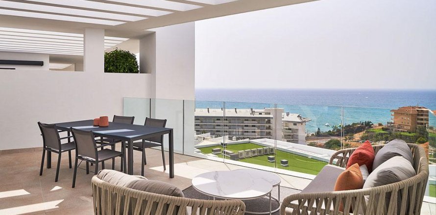 Huoneisto Fuengirola, Malaga, Espanja 2 makuuhuonetta, 101 m2 No. 104800