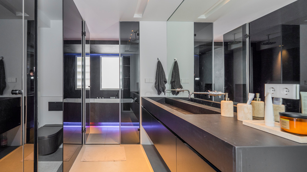 Kattohuoneisto Madrid, Espanja 3 makuuhuonetta, 462 m2 No. 106792