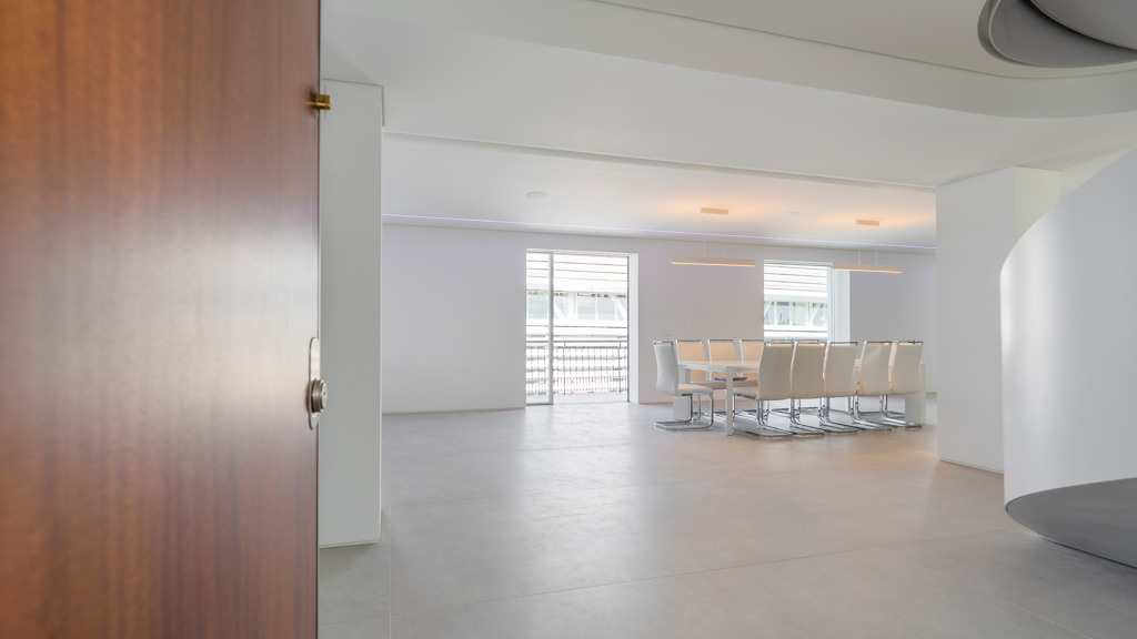 Kattohuoneisto Madrid, Espanja 3 makuuhuonetta, 462 m2 No. 106792