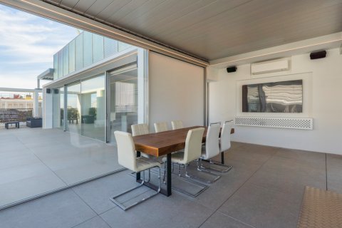 Duplex for sale Madrid, Spain 3 bedrooms, 462 sq.m. No. 106792 - photo 5