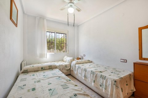 Bungalow for sale Torrevieja, Alicante, Spain 4 bedrooms, 87 sq.m. No. 109223 - photo 19