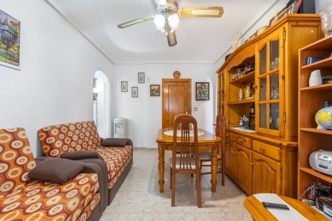 Bungalow for sale Torrevieja, Alicante, Spain 4 bedrooms, 87 sq.m. No. 109223 - photo 18
