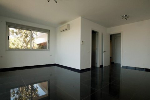 Māja pārdošanā Nueva Andalucia, Malaga, Spānijā 4 istabas, 159 m2 Nr. 22417 - attēls 9