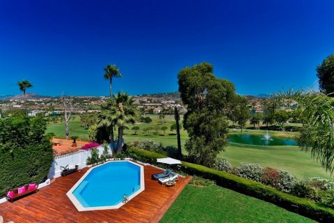 House for sale Nueva Andalucia, Malaga, Spain 6 bedrooms, 446 sq.m. No. 22423 - photo 1