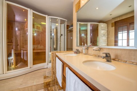 House for sale San Javier, Murcia, Spain 5 bedrooms, 600 sq.m. No. 23101 - photo 30